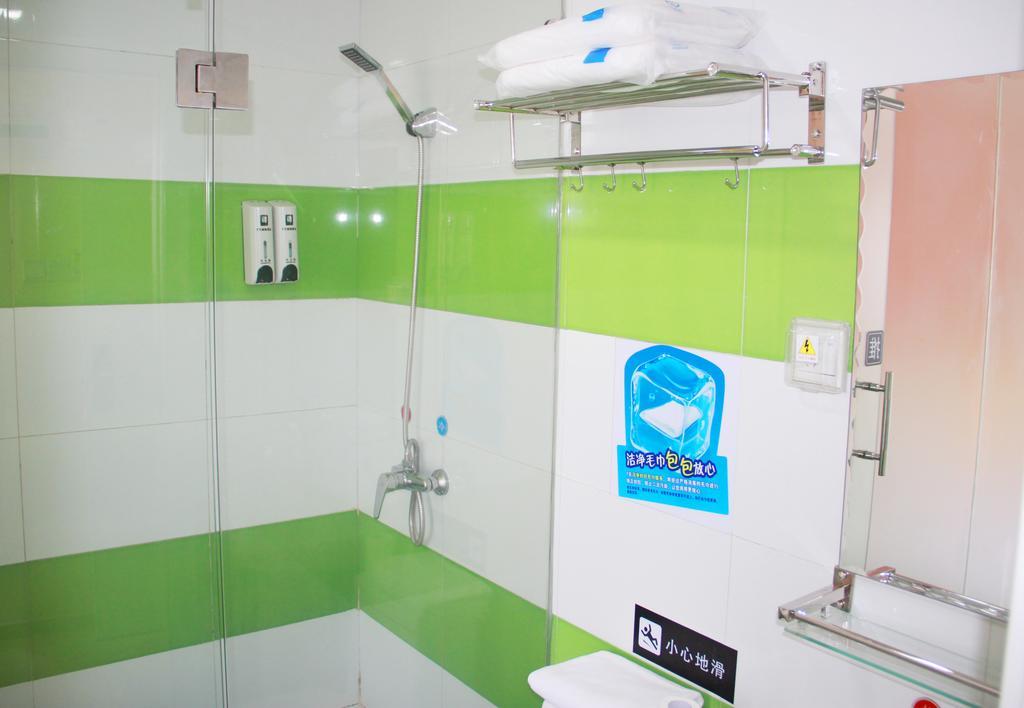 7Days Inn Guiyang Sha Chong South Road Buitenkant foto