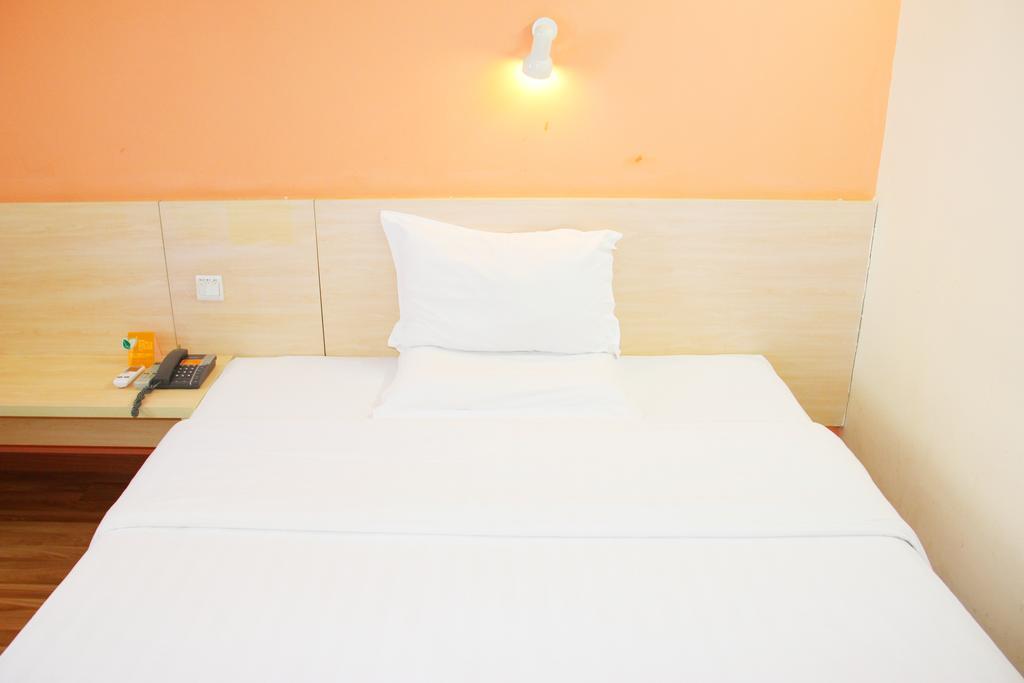 7Days Inn Guiyang Sha Chong South Road Buitenkant foto