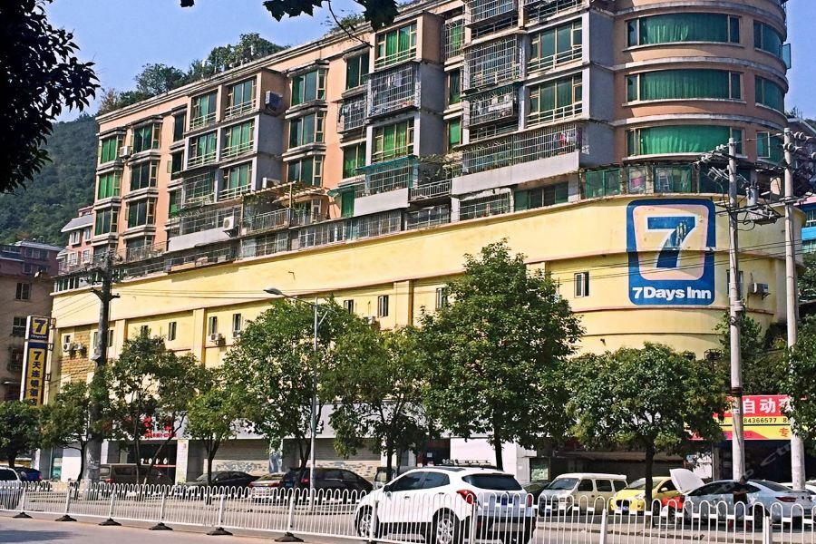 7Days Inn Guiyang Sha Chong South Road Buitenkant foto